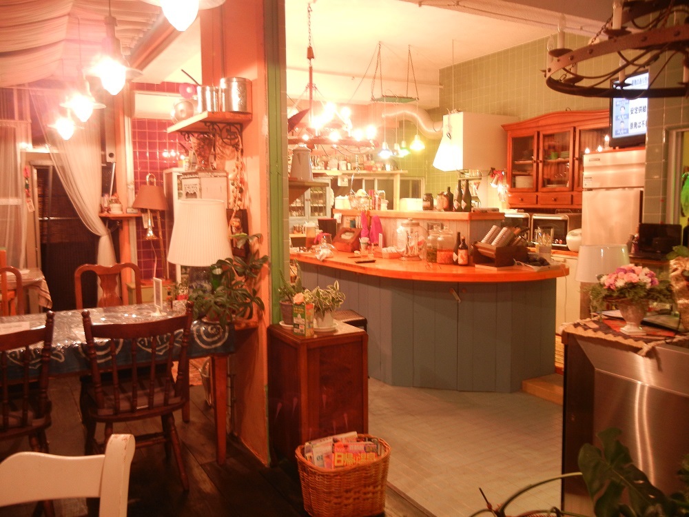 近隣のカフェ・レストランのご案内